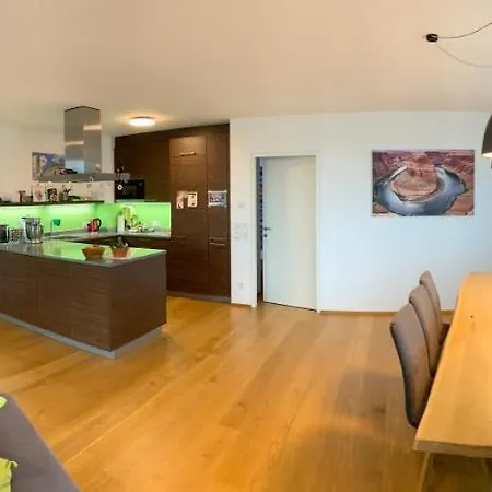 Apartamento Luxus Penthouse Feldmoos Mit Whirlpool & Riesen Terrasse, Nahe Festspiele Bregenz