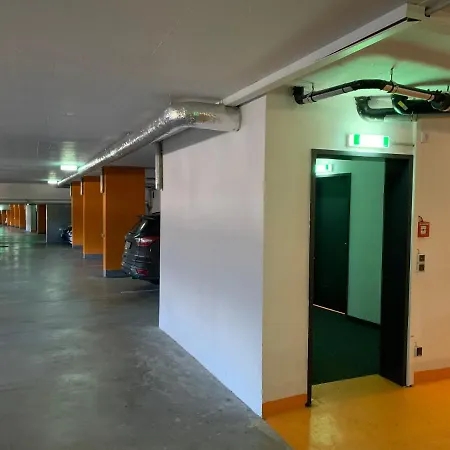 Luxus Penthouse Feldmoos Mit Whirlpool & Riesen Terrasse, Nahe Festspiele Apartamento