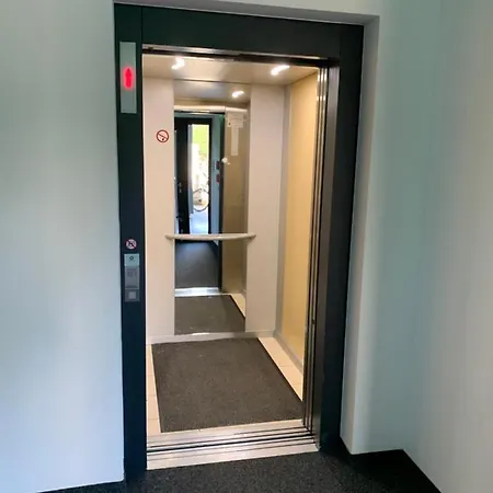 Luxus Penthouse Feldmoos Mit Whirlpool & Riesen Terrasse, Nahe Festspiele Apartamento *