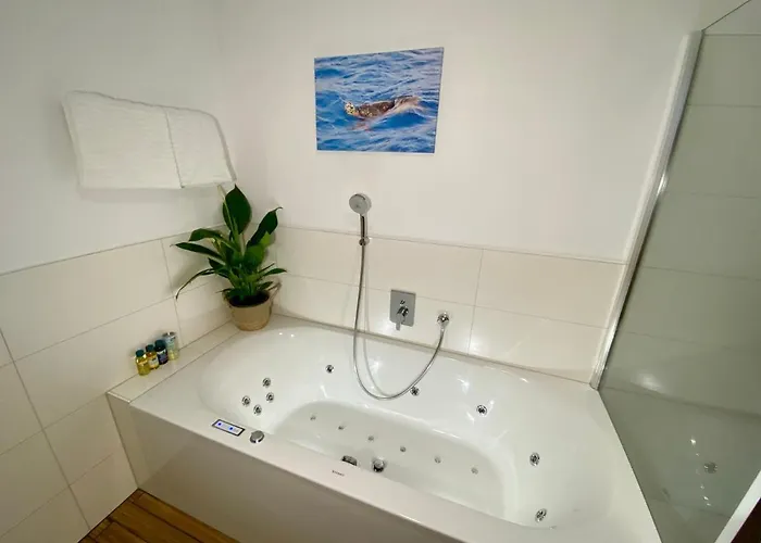 Luxus Penthouse Feldmoos Mit Whirlpool & Riesen Terrasse, Nahe Festspiele * Bregenz