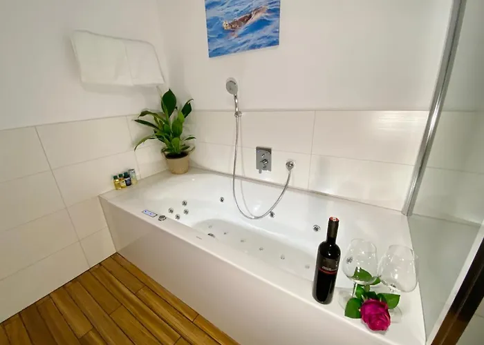 Luxus Penthouse Feldmoos Mit Whirlpool & Riesen Terrasse, Nahe Festspiele * Bregenz